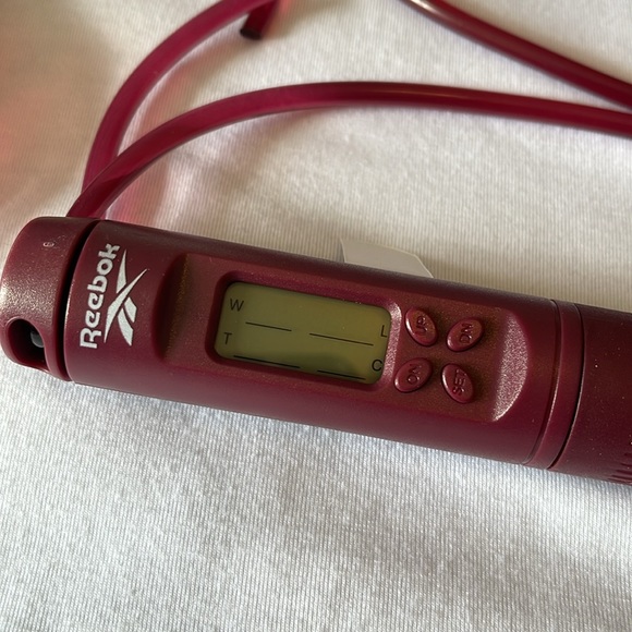 Reebok Digital Jump Rope - Picture 7 of 7